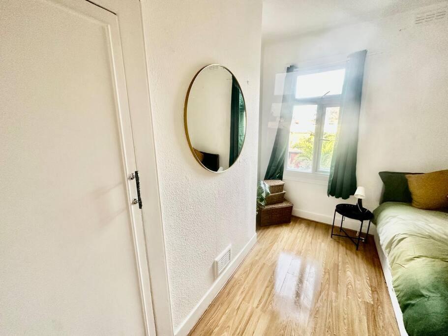 Cosy Two Bedroom Apartment,Se13 Λονδίνο Εξωτερικό φωτογραφία